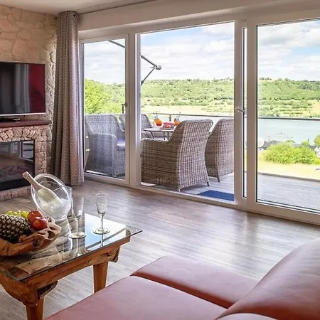 Exclusiv-apartment Seepanorama In Am Schalkenmehren